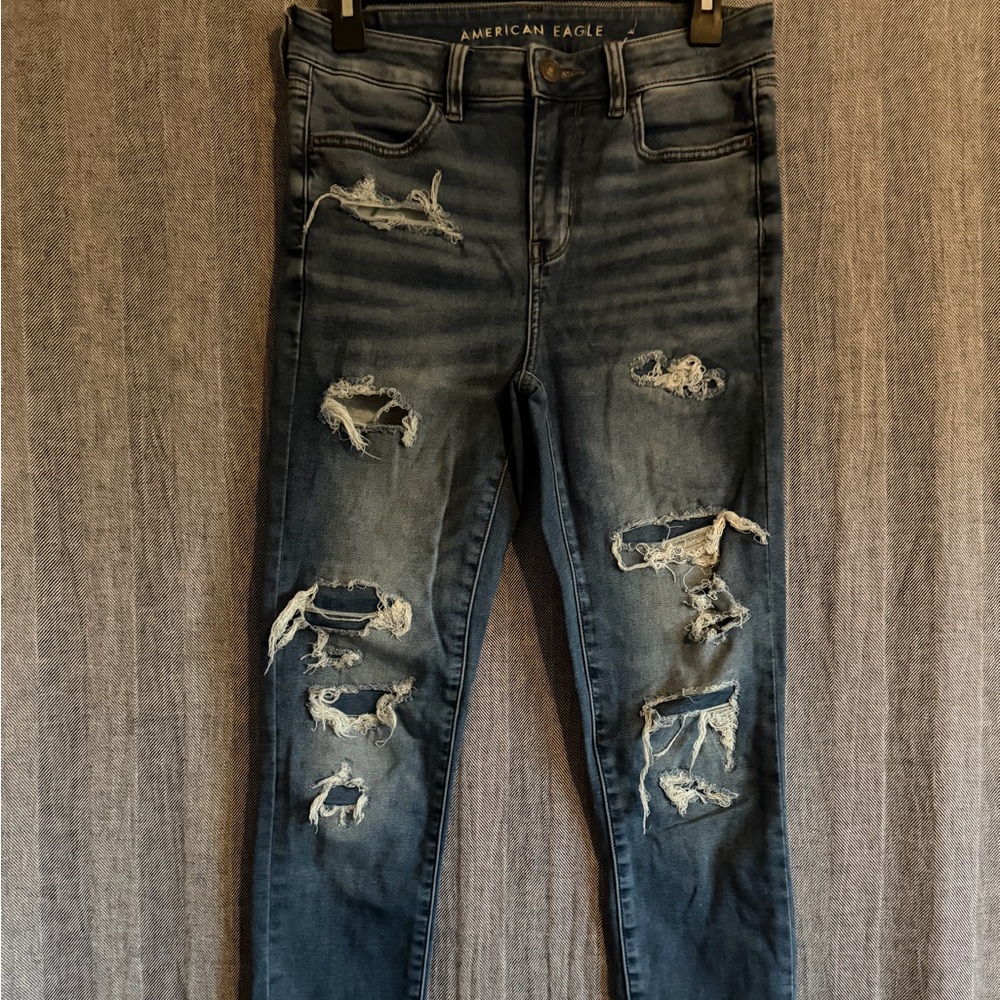 American Eagle Outfitters Ripped Skinny Jeans